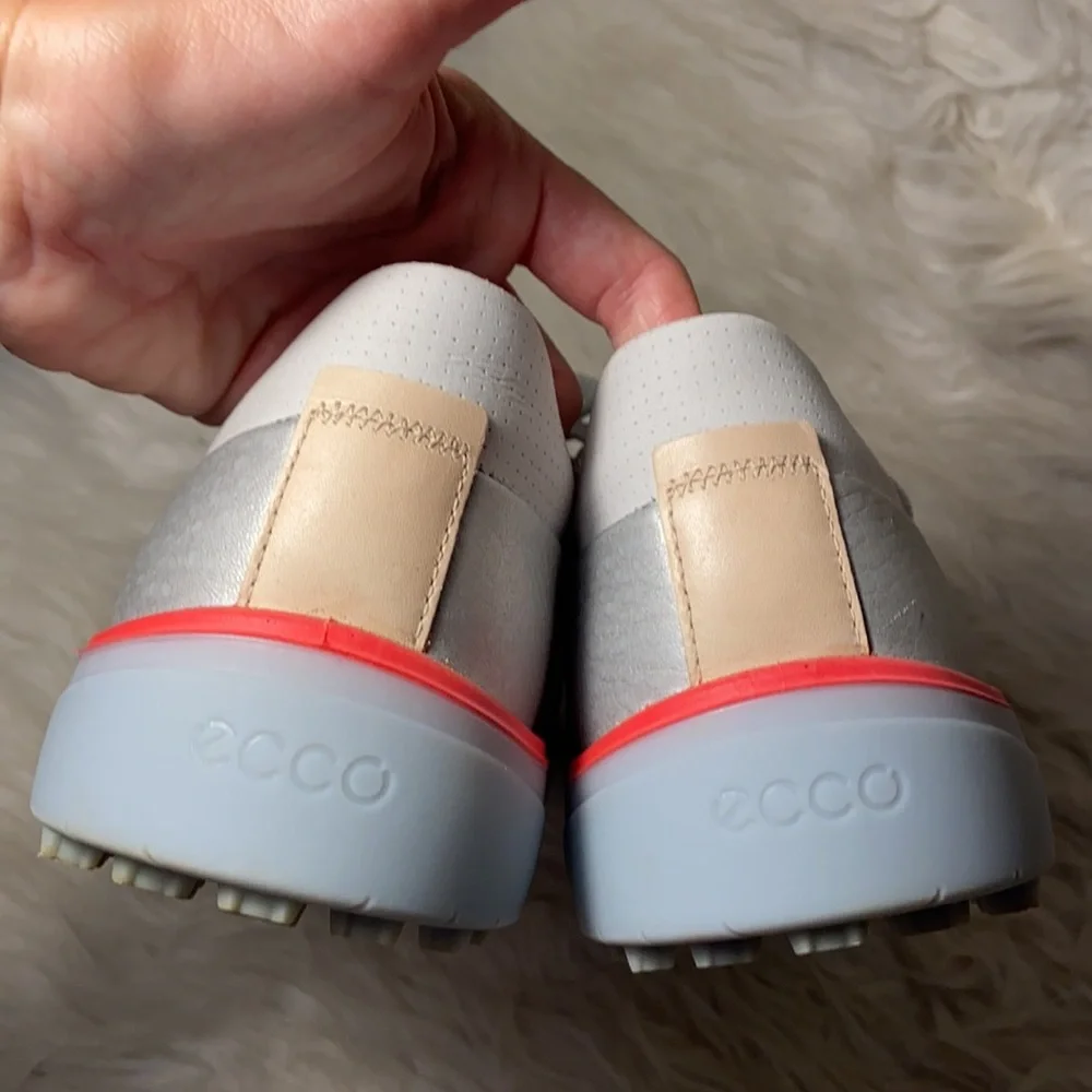 Like new Ecco hydromax silver  leather golf shoes